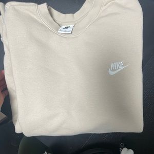 Nike sweatshirt